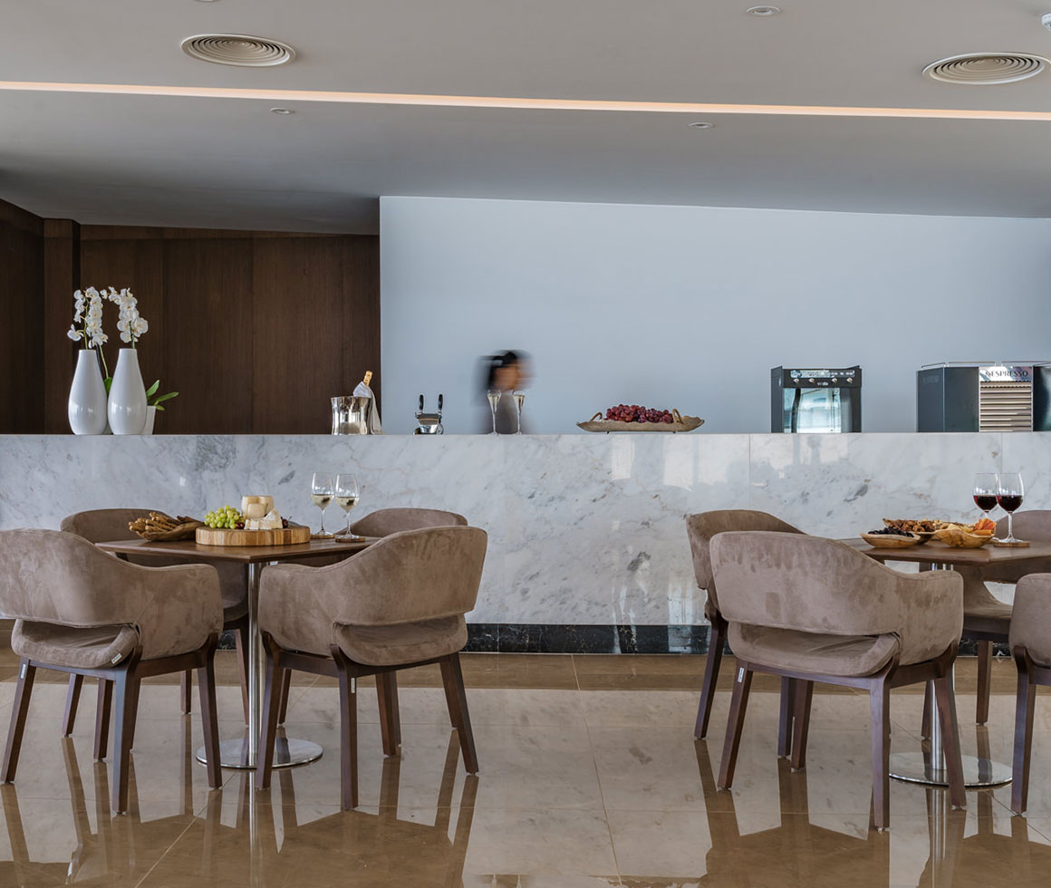 restaurant gennadi garnd resort
