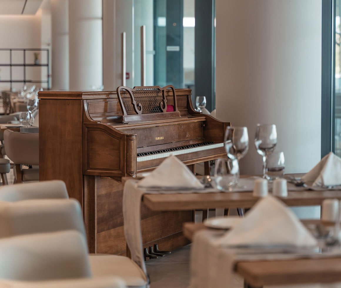 restaurant gennadi garnd resort