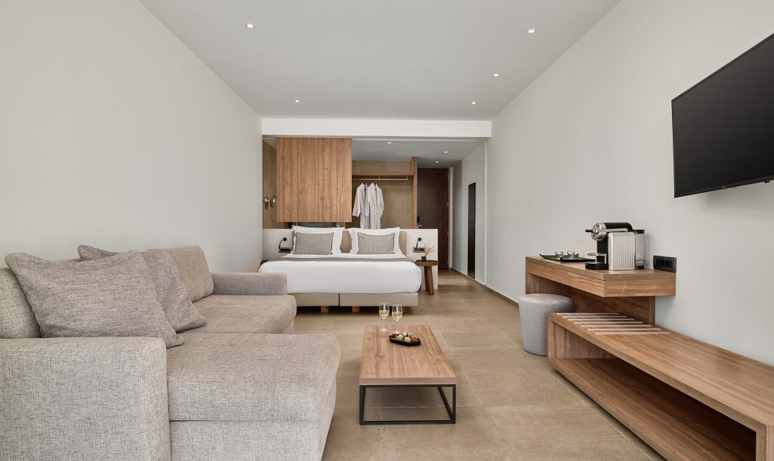 Junior Suite with Private Pool Beachfront